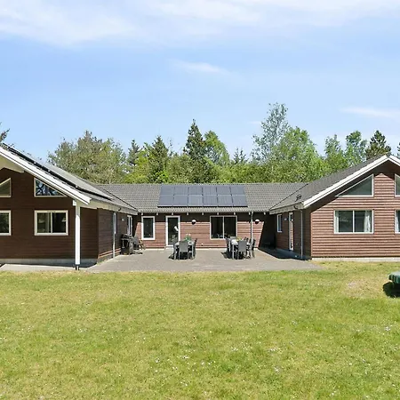 Awesome Home In Blavand With Sauna Blåvand