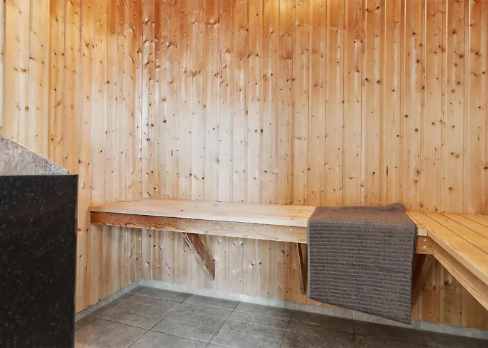 Semesterbostad Tvaervaenget