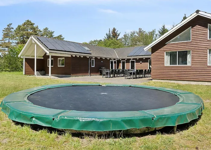 Tvaervaenget Semesterbostad *